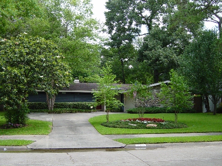 The Architecture of Memorial Bend