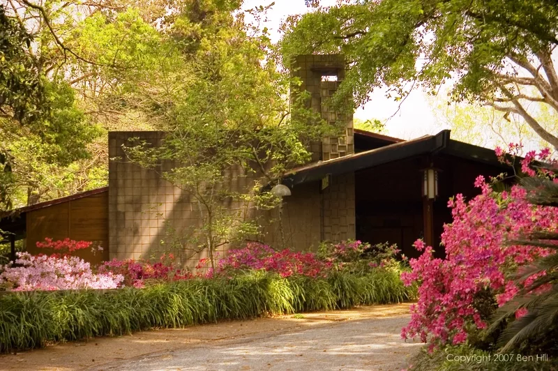 Ballantyne House