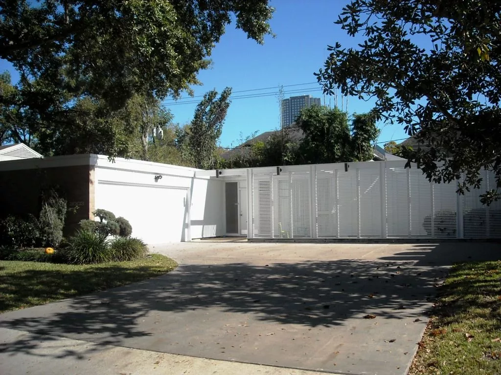2003 Briarmead Dr.