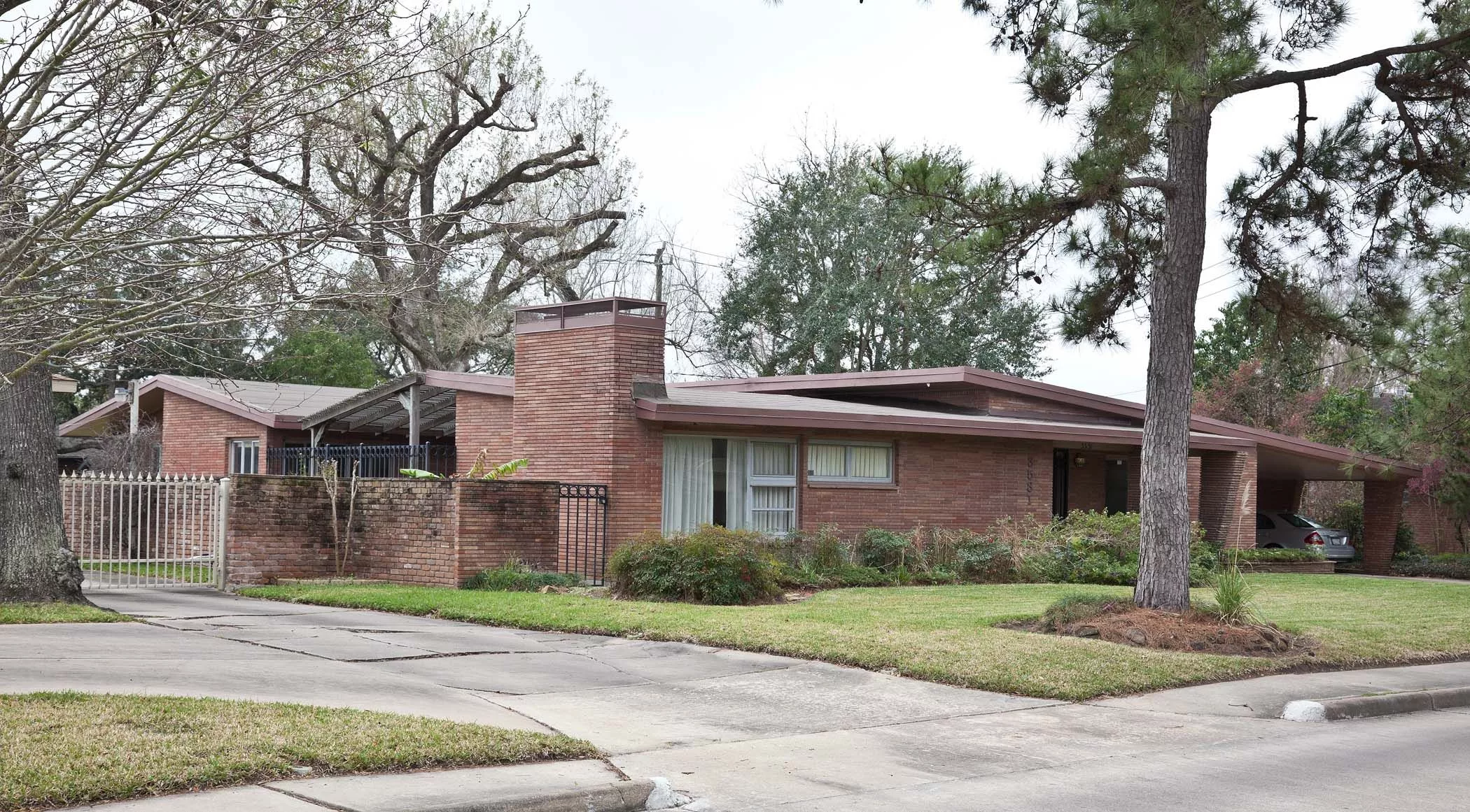 3531 North Braeswood