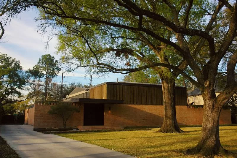 Moore House