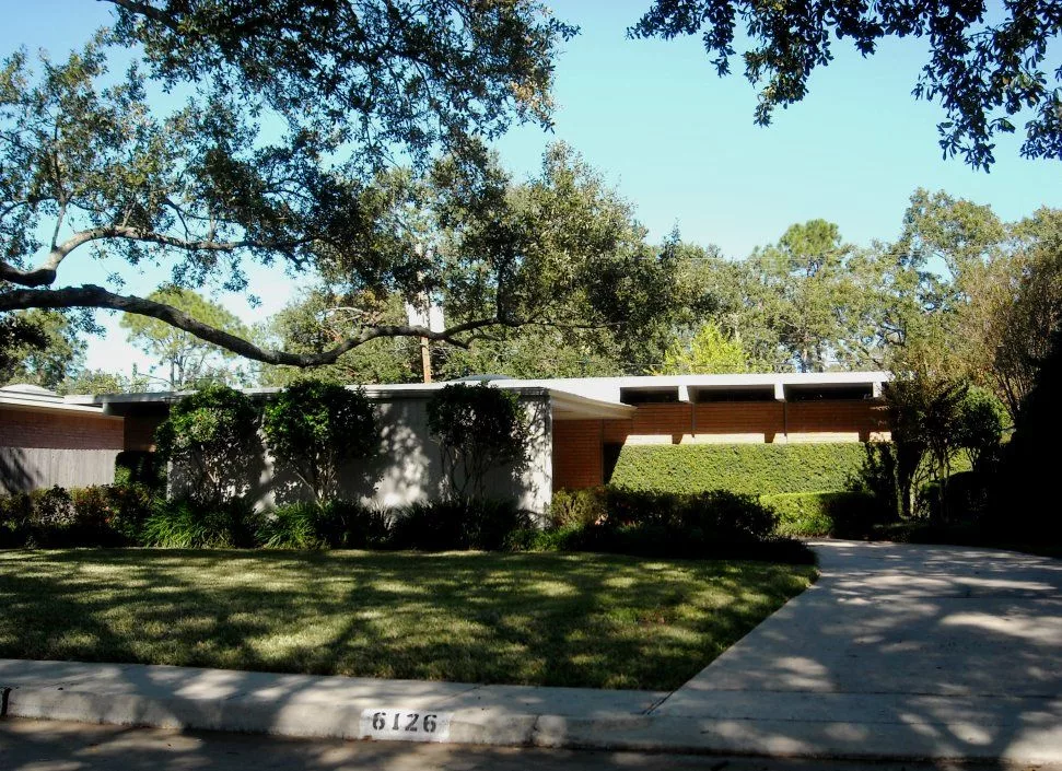 6126 Meadowlake Lane