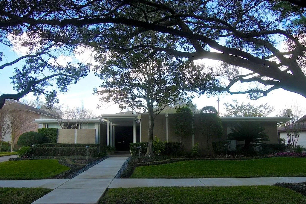 Dow House