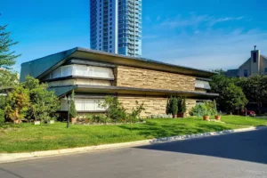 Penguin Arms Apartments