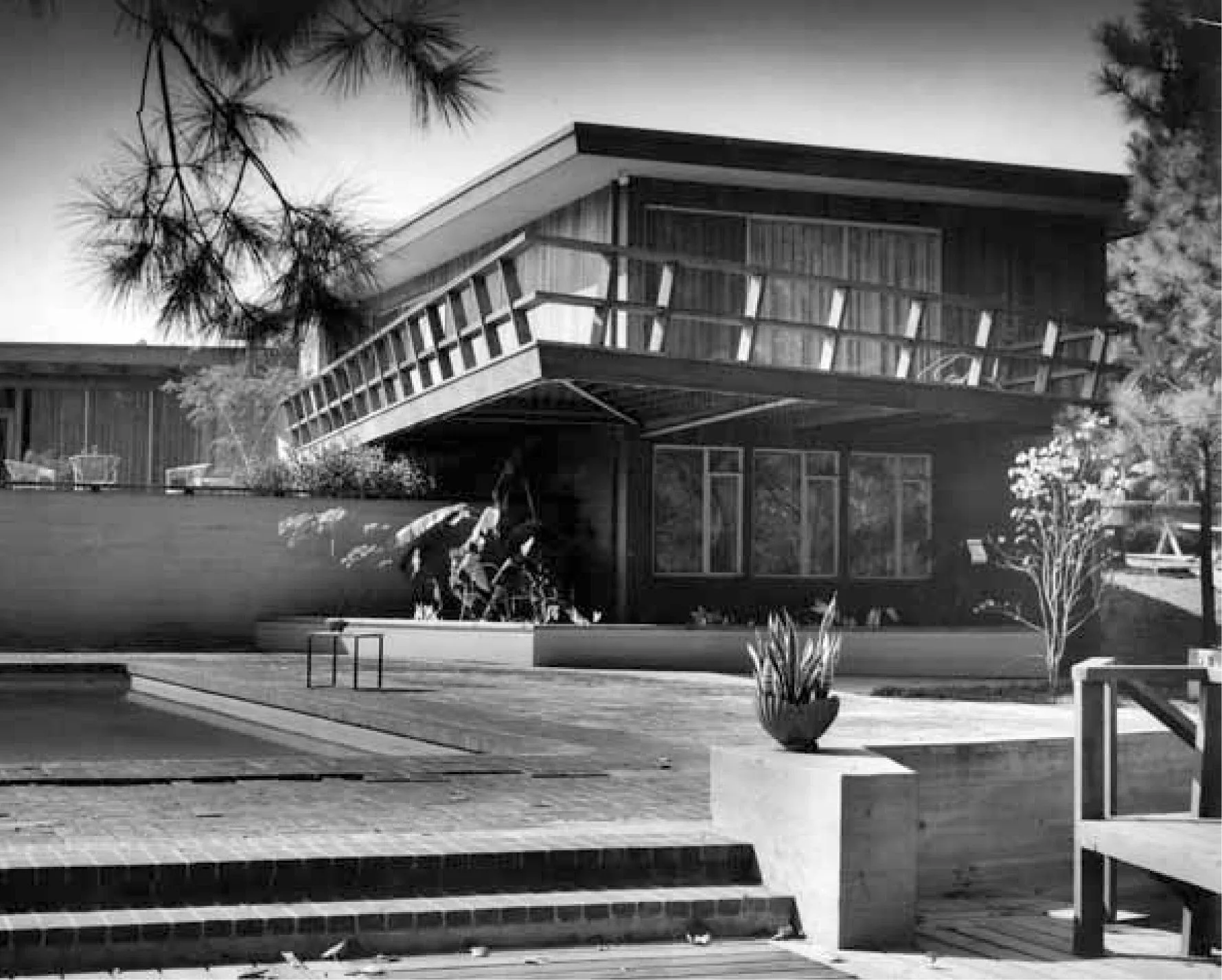 Straus House