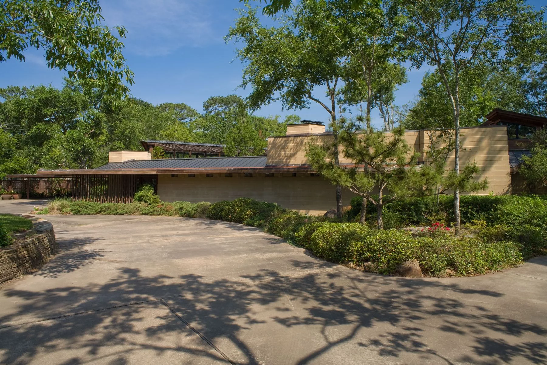 Thaxton House