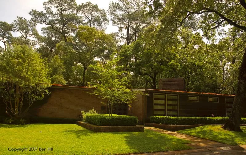 Holdt House